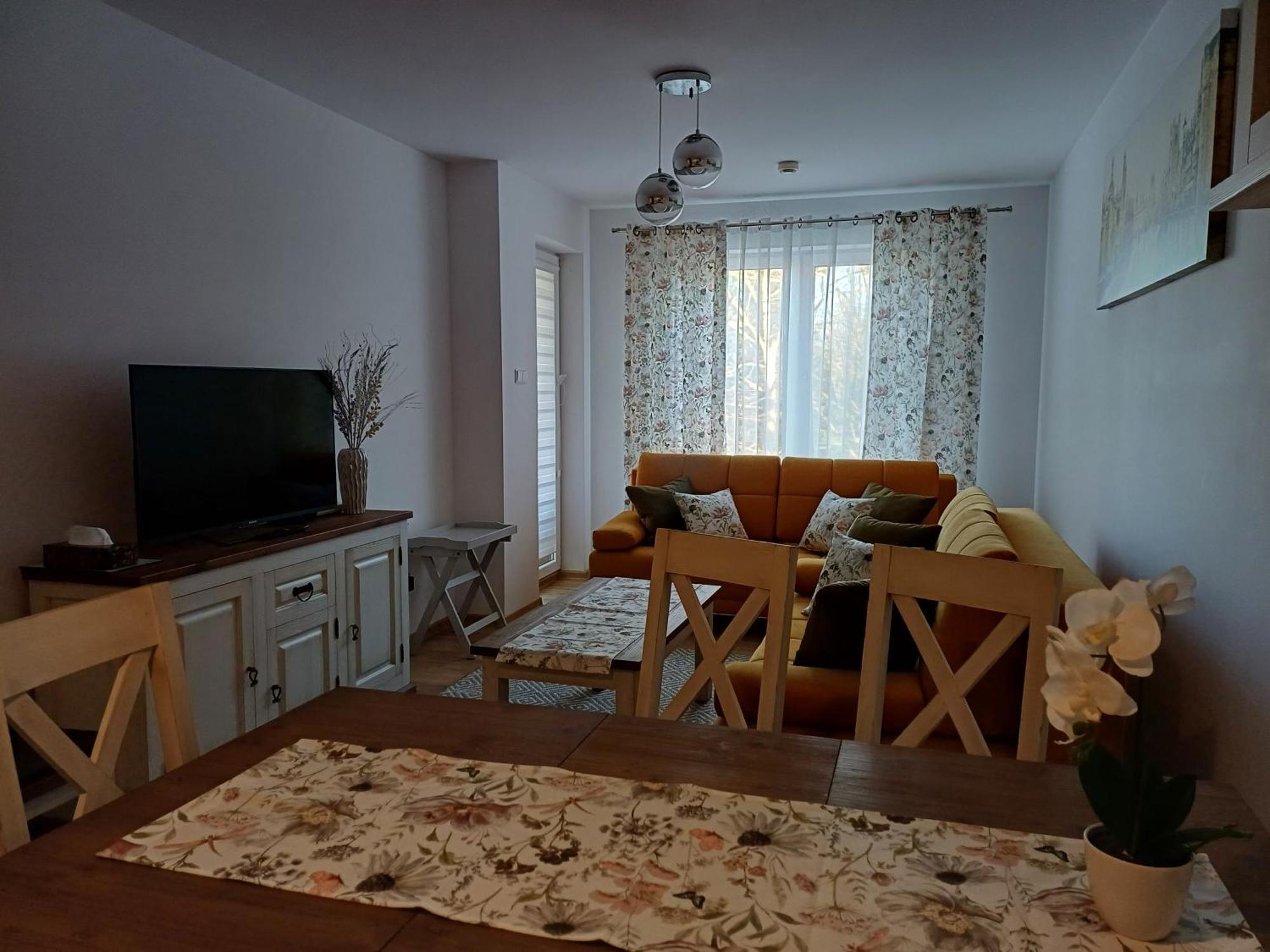 קולובז'ג Spring & Summer Apartments Polanki Park מראה חיצוני תמונה
